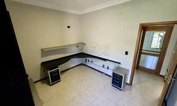 Imagem 3: Sobrado no Tivoli I paraVENDA , 4 quartos sendo 2 suítes