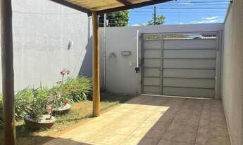 Imagem 2: Casa 2Q sendo 01 suite no Recanto do Bosque Casa de Rua com 2 Quarto(s) e 2 banheiro(s) à