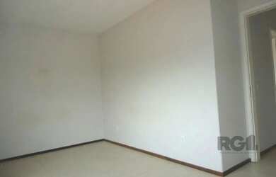 Imagem 3: Apartamento de 2 dormitórios e vaga no Jardim do Salso