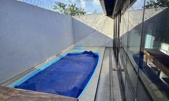 Imagem: Casa com piscina