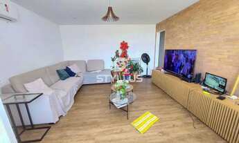 Imagem 4: Casa Triplex de Luxo em Condomínio com Piscina e Pomar em Lins de Vasconcelos! M01U