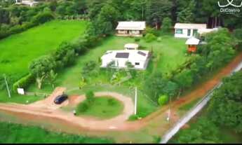 Imagem 7: Sítio em condomínio Alto Padrão, 6 km de GOIANIA GO, saída para Santo Antônio