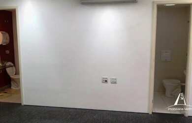 Imagem 2: Alugo linda sala comercial 31m2, 2 banheiros, 1 vaga na Av Jabaquara, próx metrô