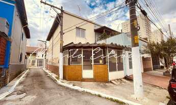 Imagem: SOBRADO COM ACESSO POR VILA