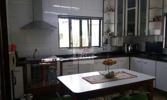 Imagem 7: Sobrado em condomínio fechado com 4 dormitórios , sendo 1 suite