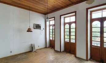 Imagem 2: Casa para venda com 360 metros quadrados com 3 quartos em Santa Teresa - Rio de Janeiro