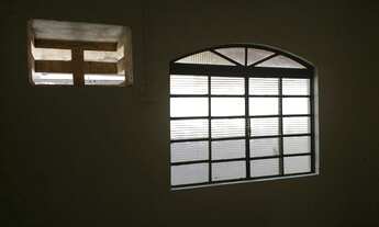 Imagem 2: Casa de 80 metros quadrados no bairro Centro com 4 quartos