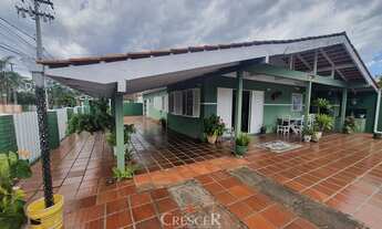 Imagem 2: Casa de esquina para venda com 3 quartos no Balneário Saint Etienne em Matinhos