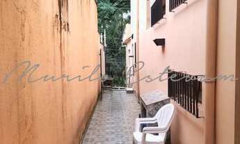 Imagem 3: SOBRADO DE FRENTE A PRAÇA