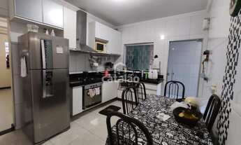 Imagem 2: Casa geminada à venda, 3 quartos, 1 suíte, 2 vagas, Novo Eldorado - Contagem/MG