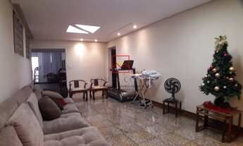 Imagem 3: Oportunidade - Casa com 5 quartos, 3 suítes, 3 lojas - COMERCIAL no Salgado Filho