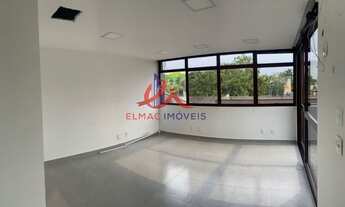 Imagem 6: Prédio Comercial com 18 Quartos e 9 banheiros à Venda, 575 m2 por R$ 4.000.000