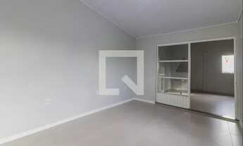 Imagem 3: Casa para Aluguel - Rubem Berta, 2 Quartos, 50 m2