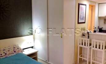 Imagem 2: Flat 50m da Avenida Ibirapuera para locação totalmente mobiliado com 1 dormitório