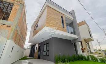 Imagem 2: Casa de condomínio para venda tem 191 metros quadrados com 3 quartos