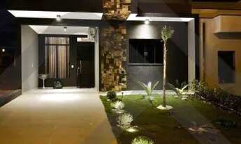 Imagem: Casa Nova e Sofisticada em Condomínio Fechado