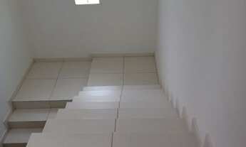 Imagem 3: Casa para venda com 180 metros quadrados com 3 quartos