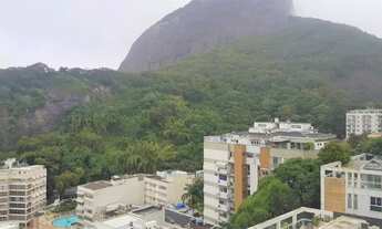 Imagem 4: Apartamento varanda, 4 quartos, sendo 1 suíte e 3 vagas