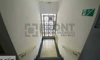 Imagem 4: Apto com um dormitório com bastante claridade e em