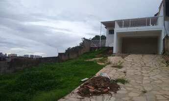 Imagem 3: Casa para venda tem 530 metros quadrados com 3 quartos em Vila São José - Brasília - DF