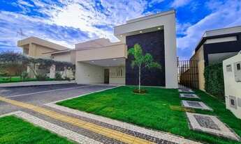 Imagem: Jardim Veneza - Casa Térrea com amplo quintal