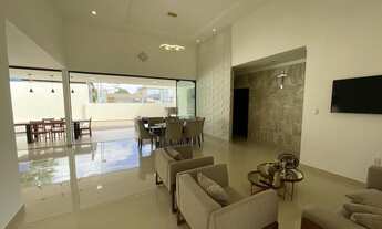 Imagem 3: Imóvel térreo à venda no Cond. Residencial Castanheira com 4 suítes