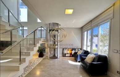 Imagem 6: Sobrado / Condomínio Jardim do Golfe 2 / Bairro Urbanova / 05 Suítes / 350m²AC / 450m²Terr