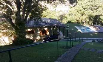 Imagem 3: Casa em Itaipava dentro de condomínio com 5 quartos sendo 3 suítes em Itaipava - Petrópoli