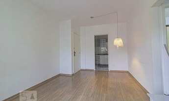 Imagem 3: Apartamento para Aluguel - Água Verde, 3 Quartos, 62 m2