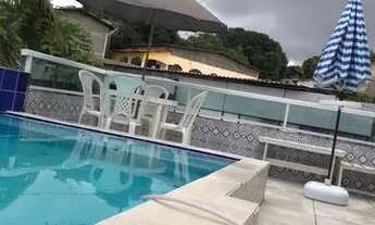 Imagem: Casa com piscina em Enseada dos Corais