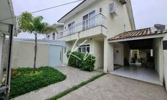 Imagem 2: Casa triplex de 220m2 com 4 quartos ,condominio fechado ,segurança 24h