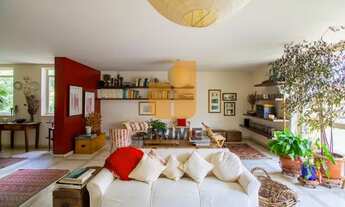 Imagem 2: Apartamento em rua tranquila arborizada localização com acesso fácil ao Shopping Higinienó