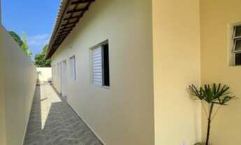 Imagem 4: CASA EM CANUDOS Casa com 3 dormitórios