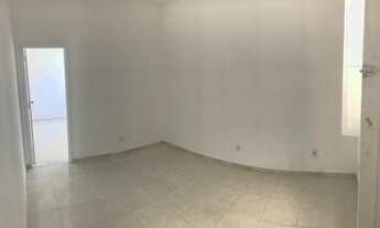 Imagem: Casa de vila térrea para aluguel possui