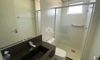 Imagem 3: Apartamento semimobiliado com vista para o mar, 2 dormitórios sendo 1 suíte, 2 vagas de g