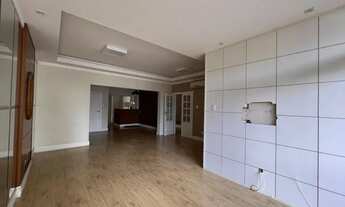 Imagem 3: Apartamento para venda possui 122 metros quadrados com 2 quartos em Centro - Florianópolis