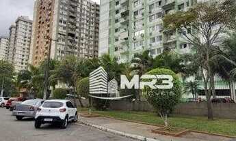 Imagem 2: Apartamento com 2 dormitórios à venda, 58 m² por R$ 150.000,00 - Itanhangá - Rio de Janeir