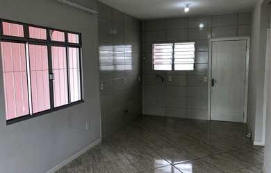 Imagem 6: Casa para venda possui 75 metros quadrados com 2 quartos em Forquilhas - São José - SC