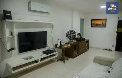 Imagem 3: Apartamento nascente, reformado, 03 quartos, sendo um de suíte e outro de serviço, 84m² na