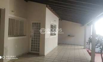 Imagem 4: Casa para aluguel, 3 quartos, 1 suíte, JARDIM KARAÍBA - Uberlândia/MG