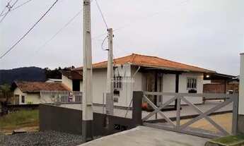 Imagem: Casa para aluguel, 2 quartos, 1 vaga, Dom