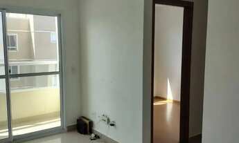 Imagem 3: Alugo Apartamento com 2 quartos, Planejados, Varanda, Piscina, Elevador em Buraquinho - L