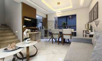 Imagem 5: Sobrado para Venda em São José dos Pinhais, Costeira, 4 dormitórios, 1 suíte, 3 banheiros