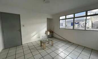 Imagem 2: Apto. nas Graças, 93m², 3 quartos soc. Wcsoc, Wcserv., móveis planej. 1 vaga, elevador. Ót