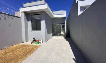 Imagem: Casa à venda em Jardim Olímpico com 45m²