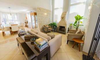 Imagem 2: Casa com 4 dormitórios, sendo 4 suítes à venda - Granja Viana - Cotia/SP