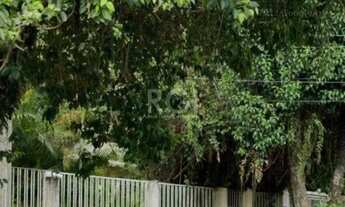 Imagem: Casa com quatro (4) dormitórios, duas (2)