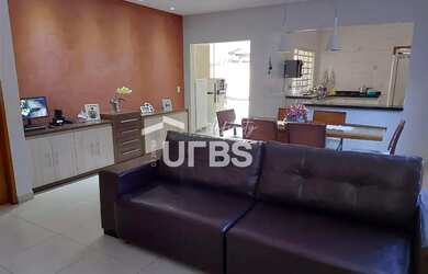 Imagem 7: Casa de Rua - Casa 3 quartos