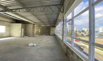 Imagem: Sala comercial de 180m2 na Vila Oliveira