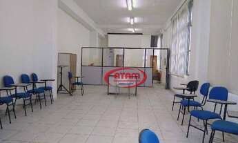 Imagem 3: Prédio de 4 andares no Bras